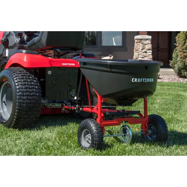Craftsman 110 lb Tow Broadcast Spreader - Image 3