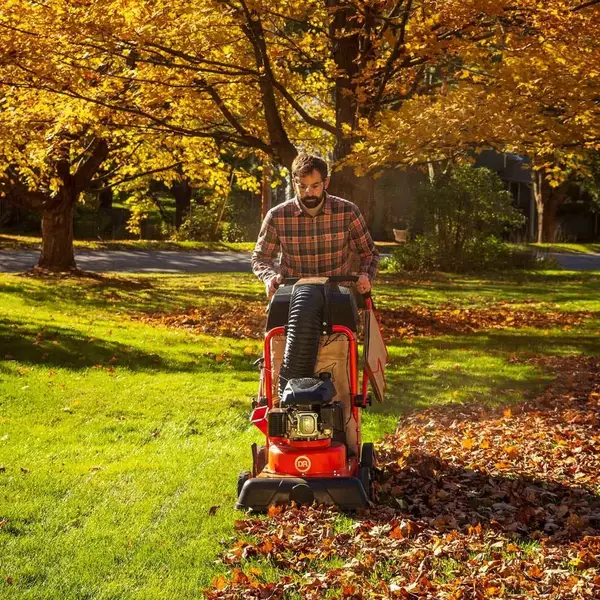 DR Power PILOT XTSP Self-Propelled Leaf and Lawn Vacuum - Image 3