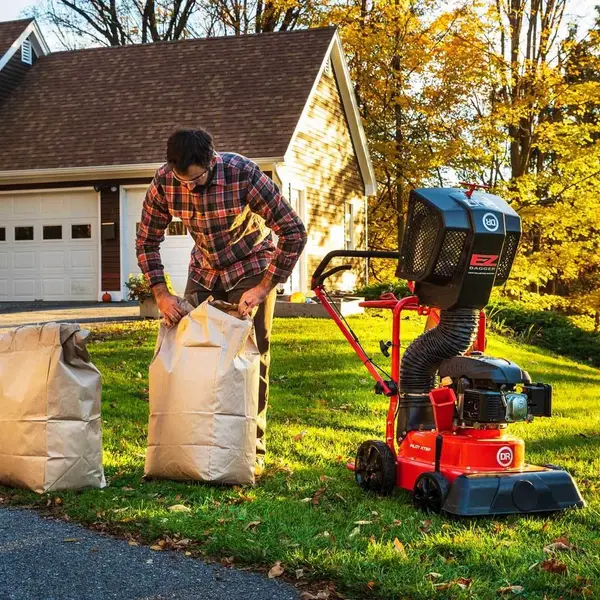 DR Power PILOT XTSP Self-Propelled Leaf and Lawn Vacuum - Image 5